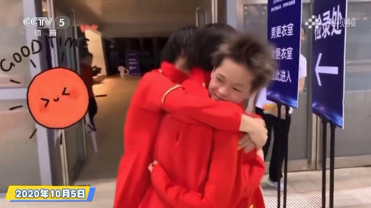 全红婵复出首战夺金 伤病困扰下仍保持快乐心态