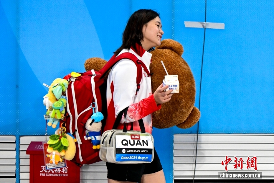 全红婵复出首战夺金 伤病困扰下仍保持快乐心态