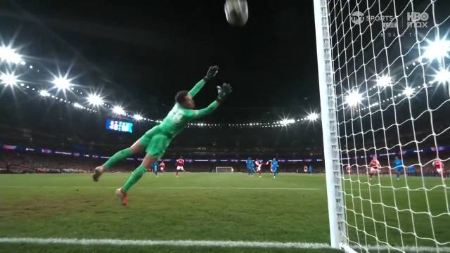 阿森纳球迷德比引爆英超，欧冠赛场多点开花